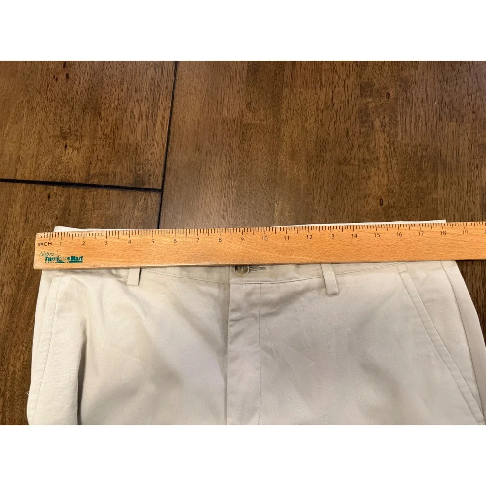 Dockers D3 Classic Fit Khaki Chino Pants Mens 36x30 Light Stone Beige Flat Front